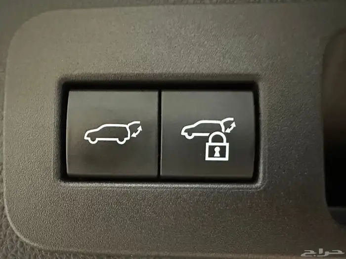 لكزس LX600 موديل 2022 فل كامل BB نظيف جدآ 30