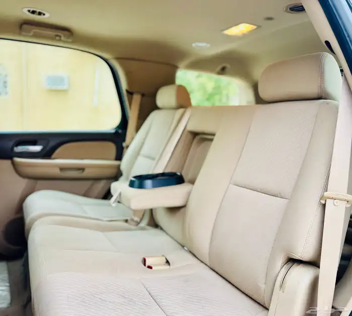 يوكن ((2010))دبل بحاله ممتازه 8