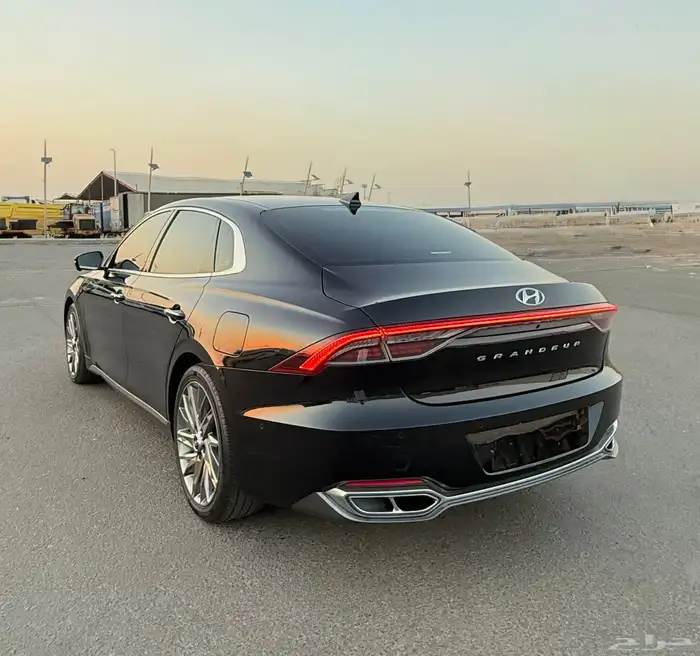 ازيرا 2022 - 6سلندر اعلا مواصفات بدون بنورما نضيفه جدا للبيع 3