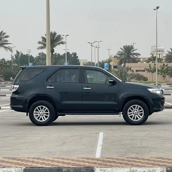 تويوتا فورتشنر 2012 قمة في النظافة 3