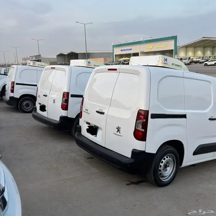 باصات بيجو بارتنر 2021 فان ثلاجه ديزل متوفر 8 حبات 4