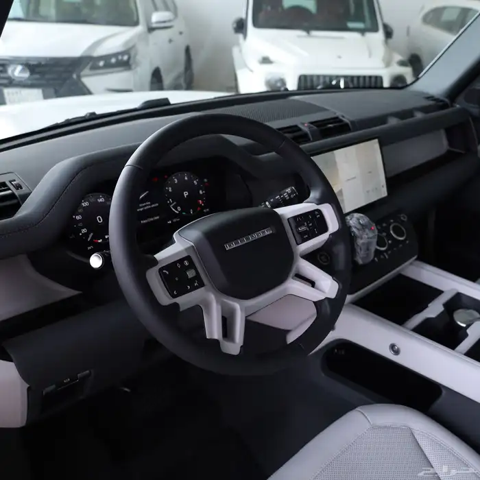 دفندر S 110 V4 موديل 2025 5