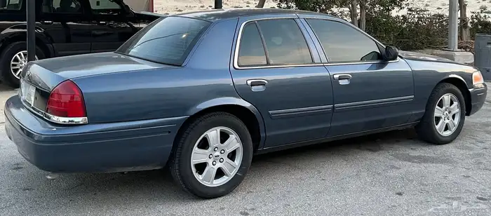 فورد فكتوريا 2010 2