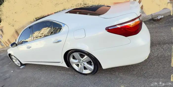 لكسز LS 460L 2010 فل كامل مخزن 0