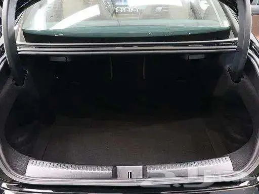 مرسيدس-بنز CLA250 2025 وارد كوريا 5