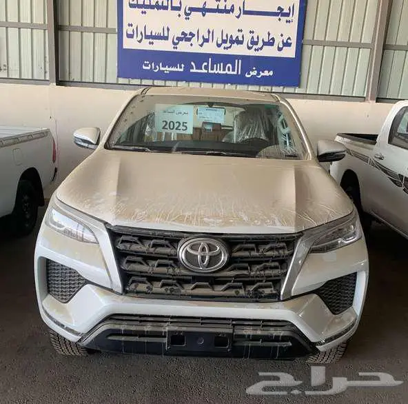تويوتا فورتشنر GX2 بدون دبل بنزين 2025 كاش واقساط 0