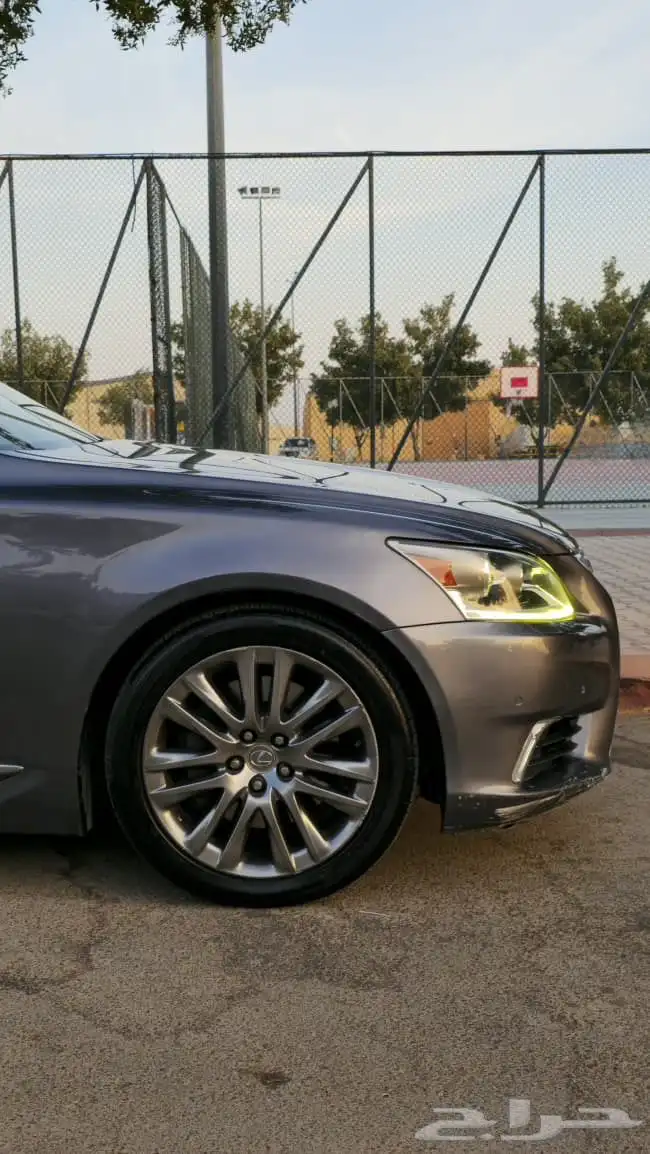 لكزس LS460 2013 8