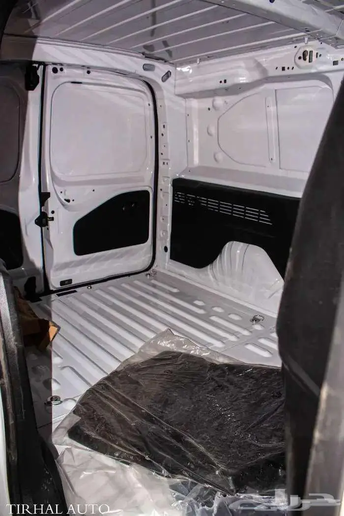 بيجو بارتنر ميني فان بضاعه 2025 5