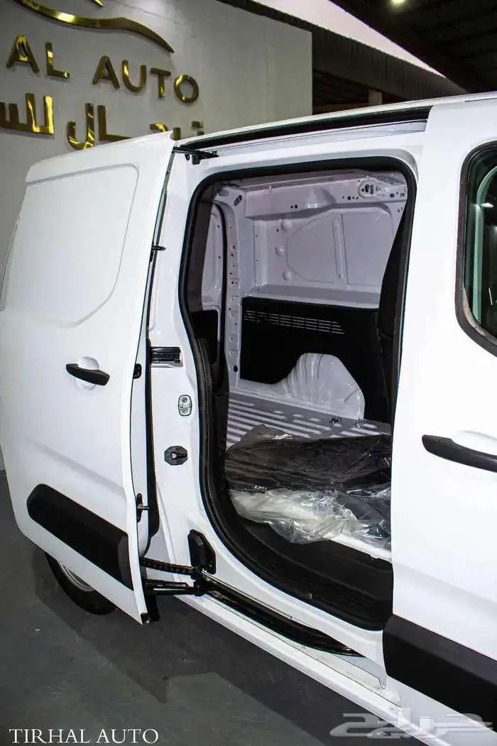 بيجو بارتنر ميني فان بضاعه 2025 12