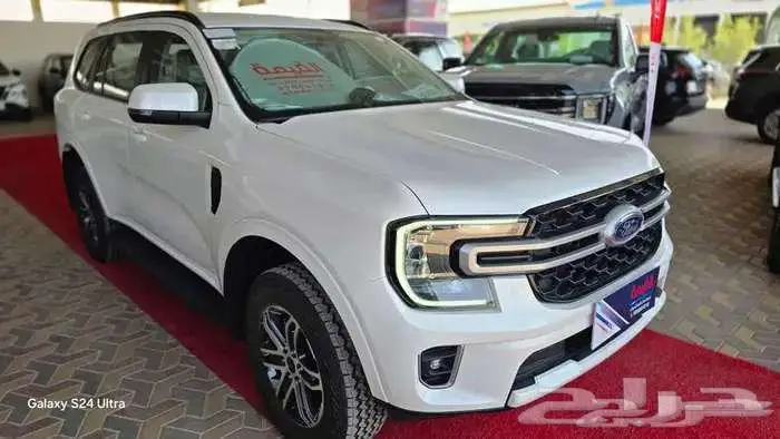 فورد ايفرست XLS دبل بنزين 2025 2