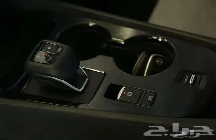 نيسان اكستريل استاندر 5 او 7 راكب 2025 9