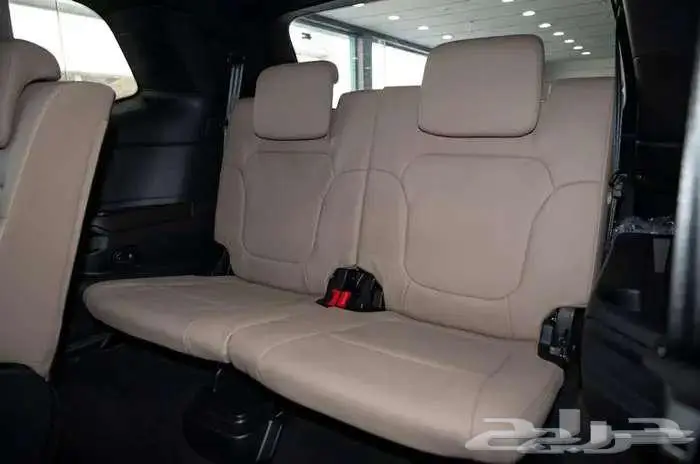 فورد ايفرست ليمتيد - موديل 2025 12