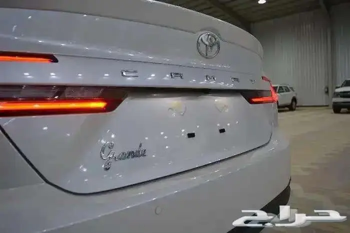 تويوتا -كامرى -جراندى -بنزين -2025-سعودى -بطاقه -كاش -اقساط 2