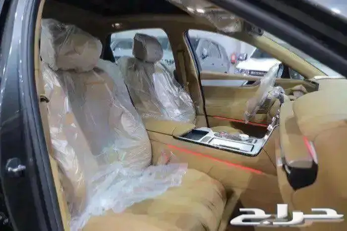 جينيسس G80 بريستيج بانوراما جلد اربعة سلندر موديل 2026 12