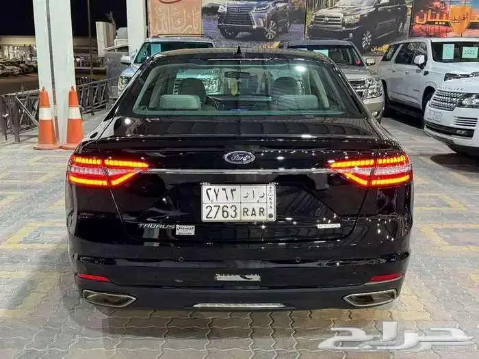 للبيع فورد تورس 2022 امبيانتي سعودي مخزززنه عداد 15 الف فقط 13