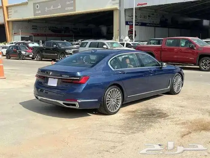 بي ام دبليو 2021 _730 فل كامل سعودي 12