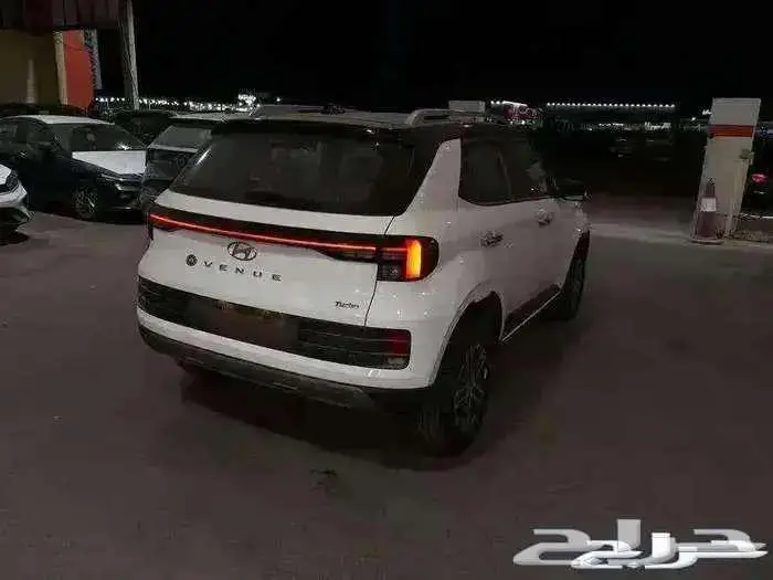هيونداي فينيو 2024 بريميوم 3