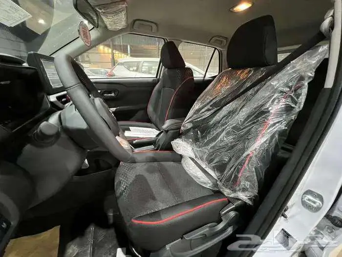 تويوتا اوربان كروزر 2026 قير اوتماتيك بنزين 5