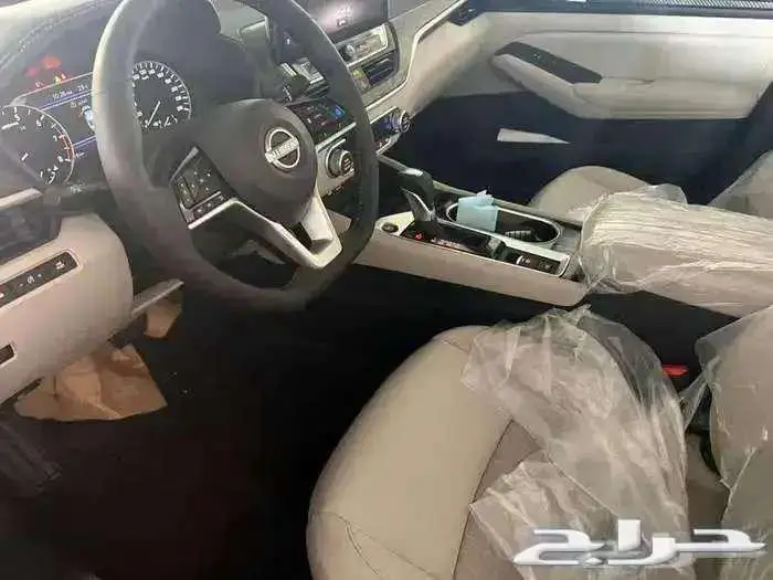 نيسان التيما استندر مودبل 2025 9