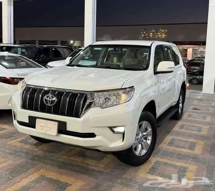 للبيع تويوتا برادو TXL 2023 دبل سعودي 6 سلندر مخزززنة 5