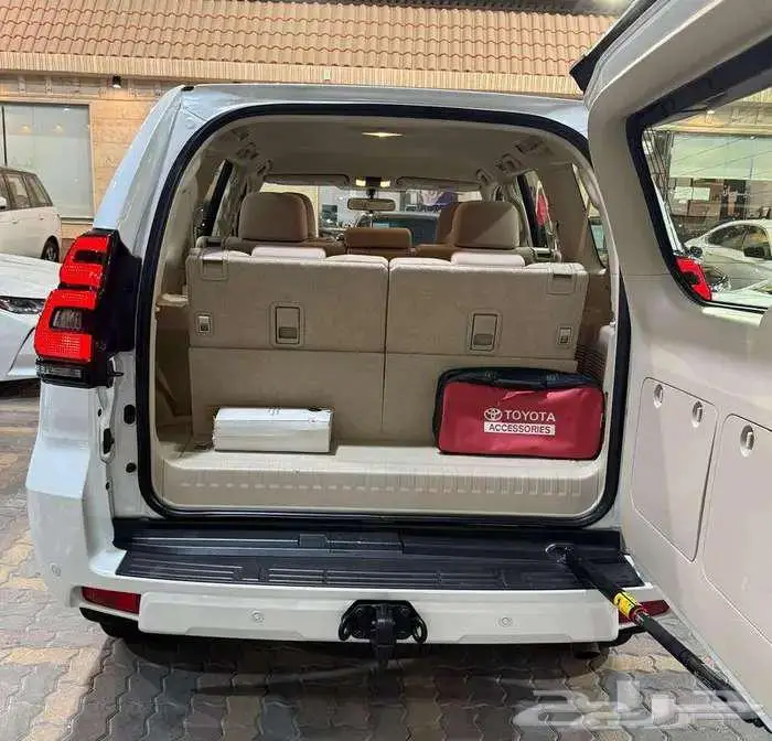 للبيع تويوتا برادو TXL 2023 دبل سعودي 6 سلندر مخزززنة 55