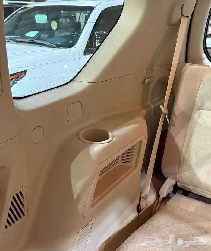 للبيع تويوتا برادو TXL 2023 دبل سعودي 6 سلندر مخزززنة 58