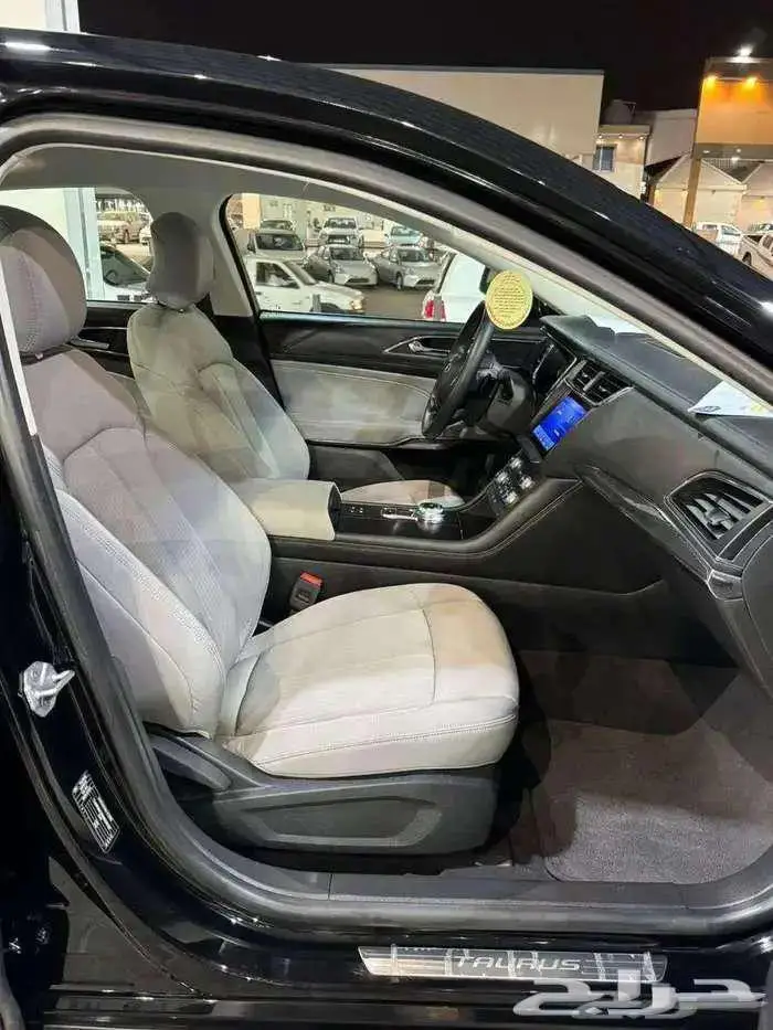 للبيع فورد تورس 2022 امبيانتي سعودي مخزززنه عداد 15 الف فقط 39