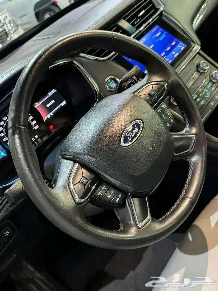 للبيع فورد تورس 2022 امبيانتي سعودي مخزززنه عداد 15 الف فقط 24