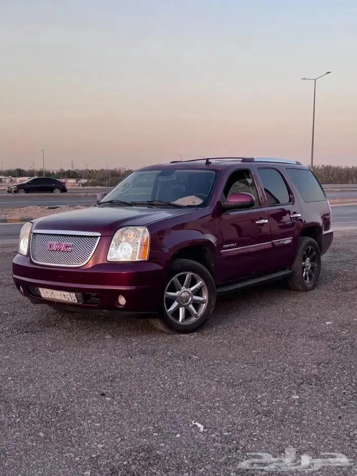 يوكن دينالي 2011 للبيع او البدل 0