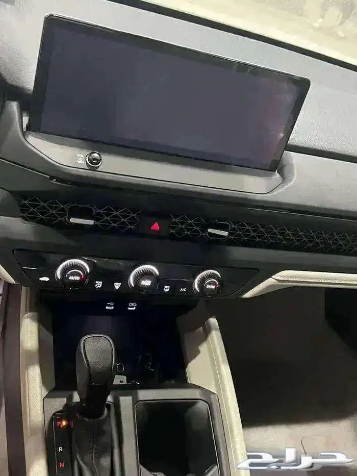 هوندا اكورد EX 2025 نص فل جميع الالوان 12