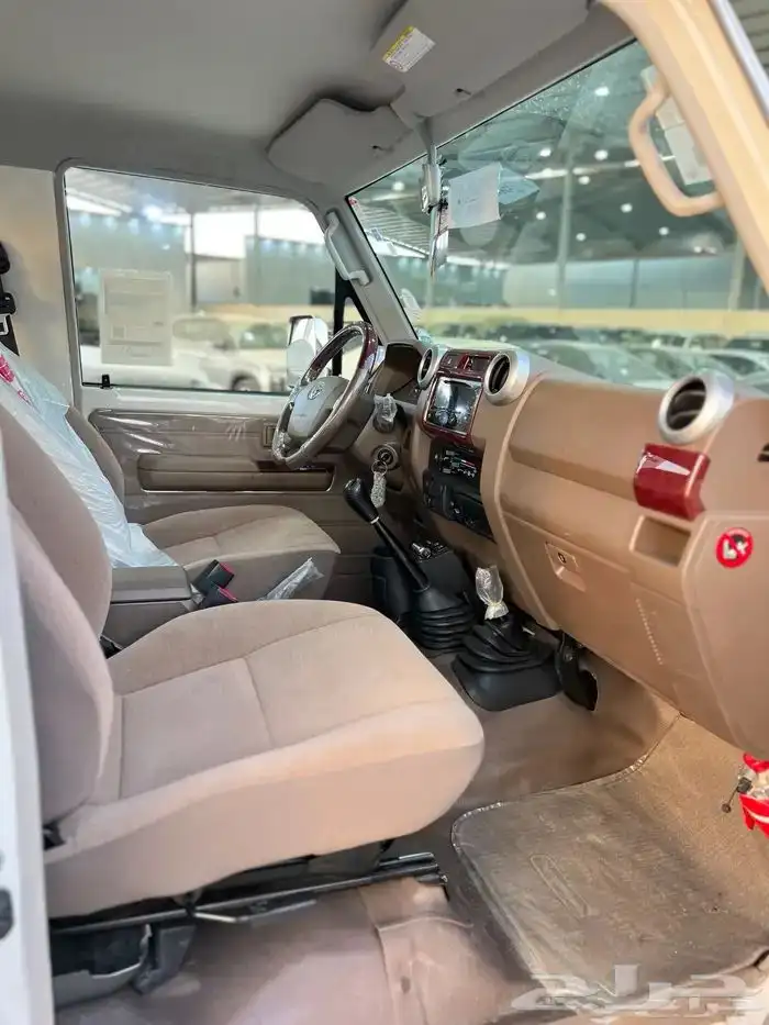 تويوتا ربع 2021 بنزين خليجي ماشي 41 الف فل كامل 11