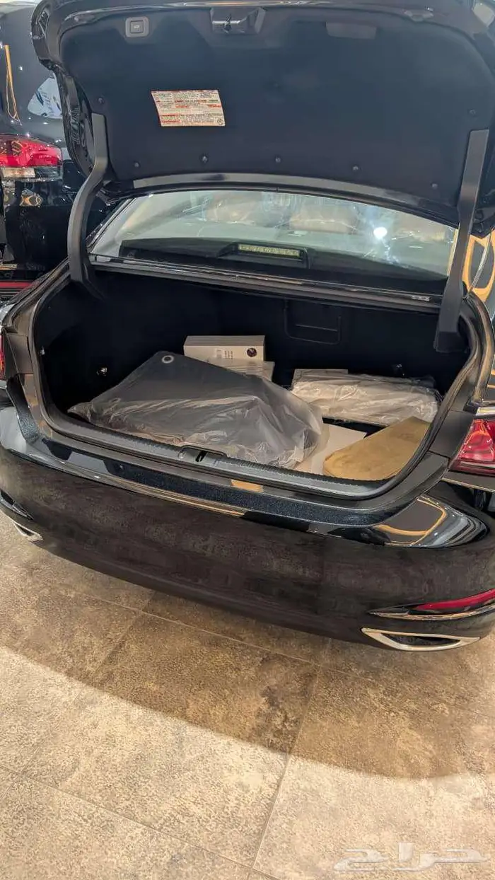 لكزس ES350 فئة CC 2025 4