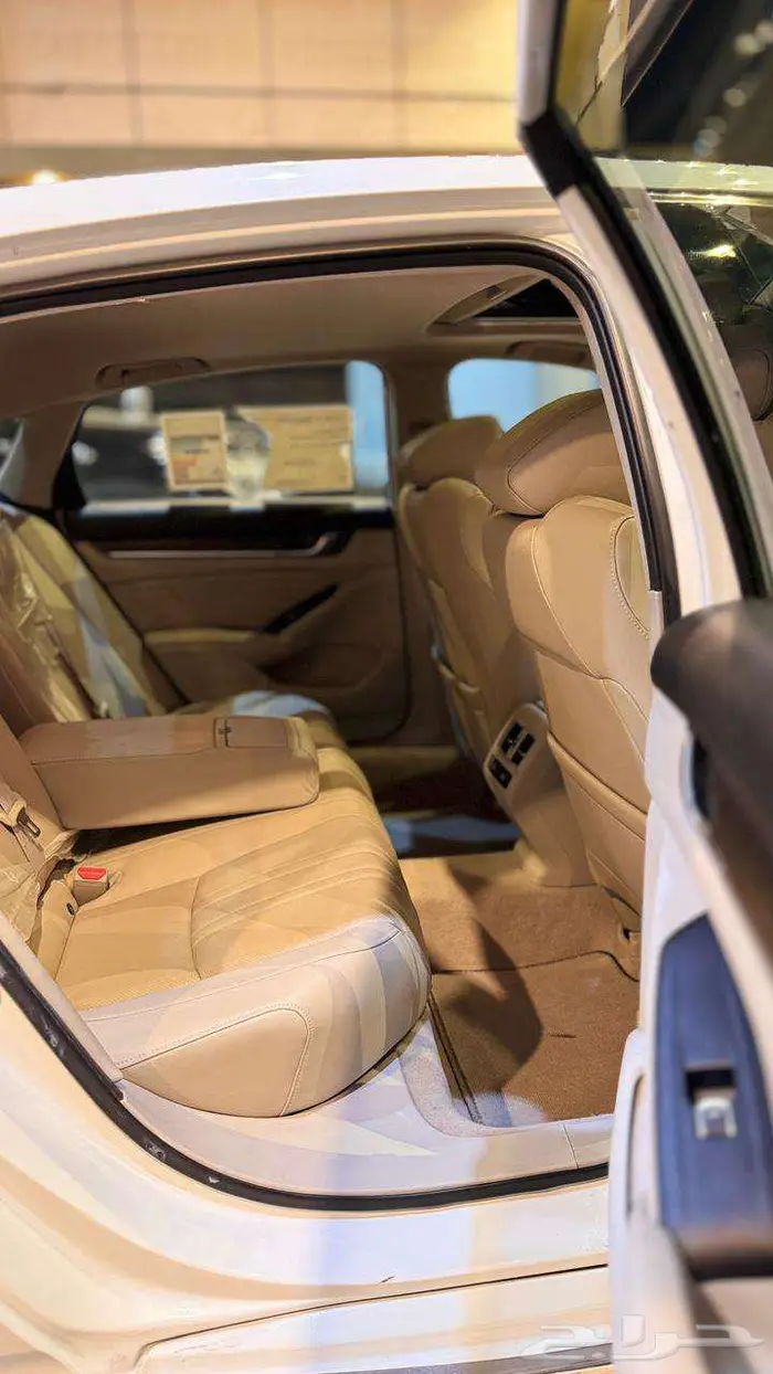 هوندا اكورد مديل 2022 فل 19