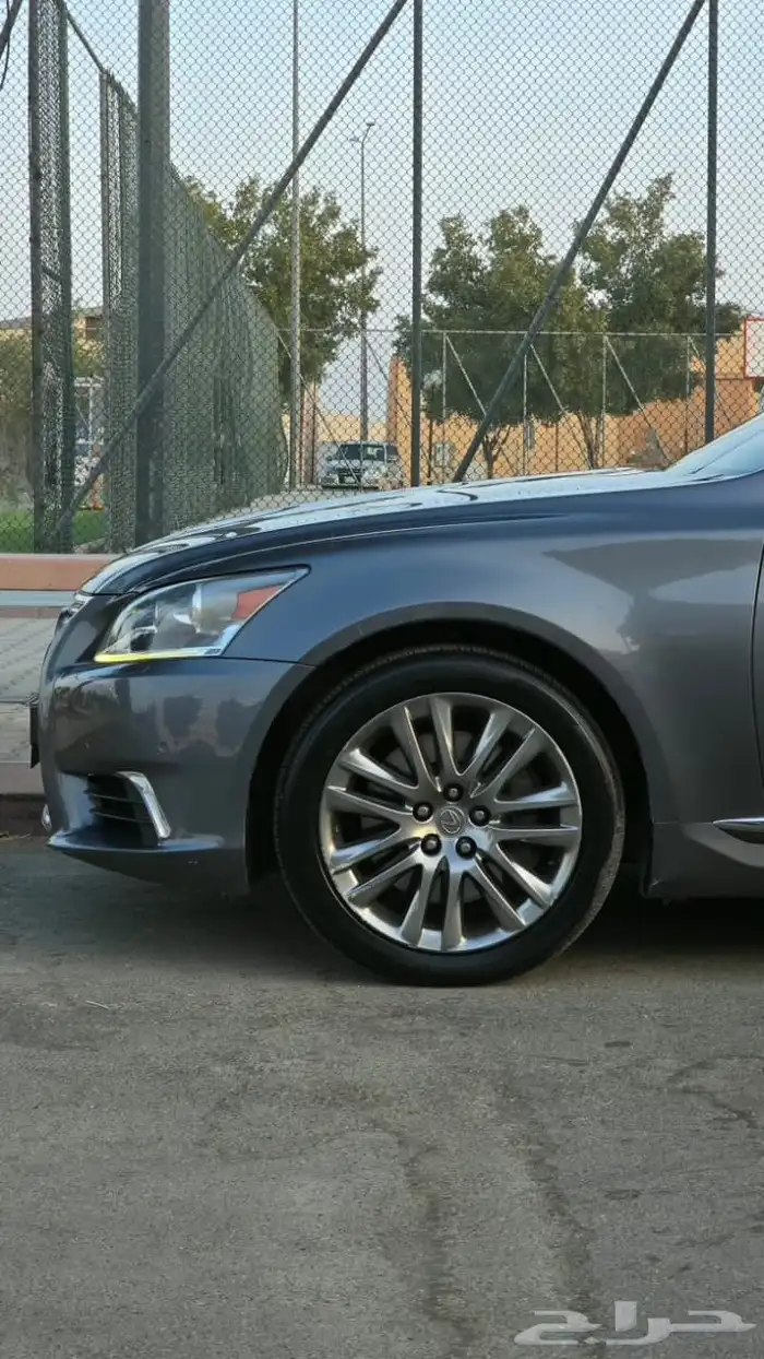 لكزس LS460 2013 0