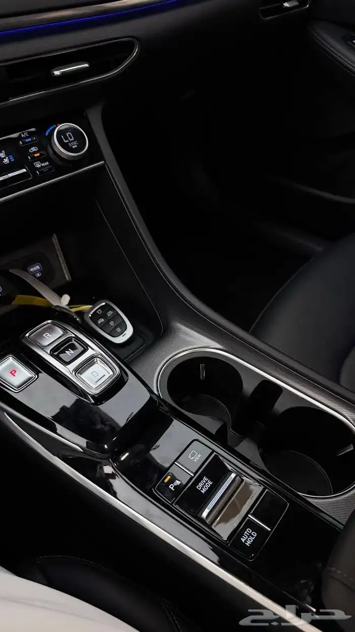 سوناتا 2022 بحالة الوكالة ( بنزين ) فل كامل 15