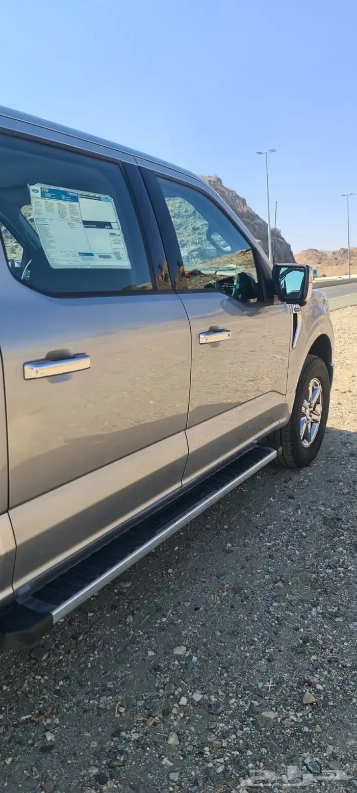 فورد F-150 xlt 2024 v8 2