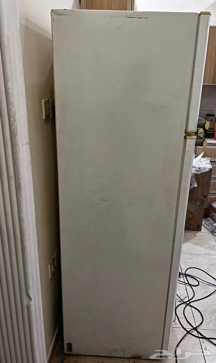 ثلاجة كبيره للبيع 3