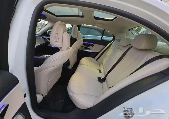 2024 Mercedes-Benz E 450 4MATIC Sedan 4