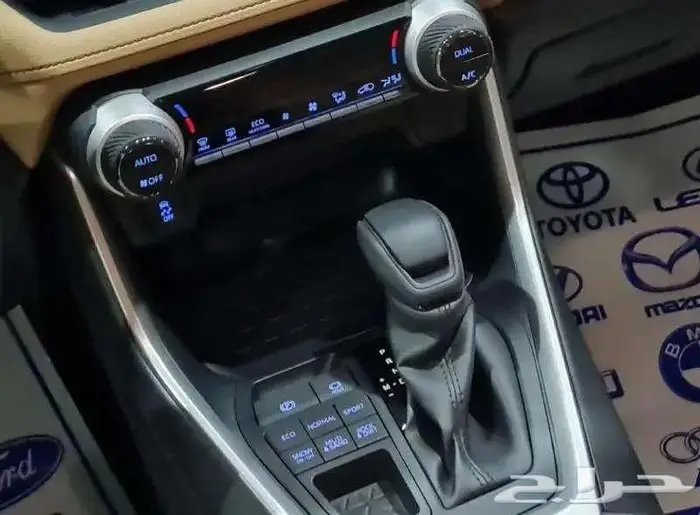 تويوتا- راف فور-2.0-فتحة -XLEبنزين- 2025-فضى-كاش-اقساط-سعودى 4