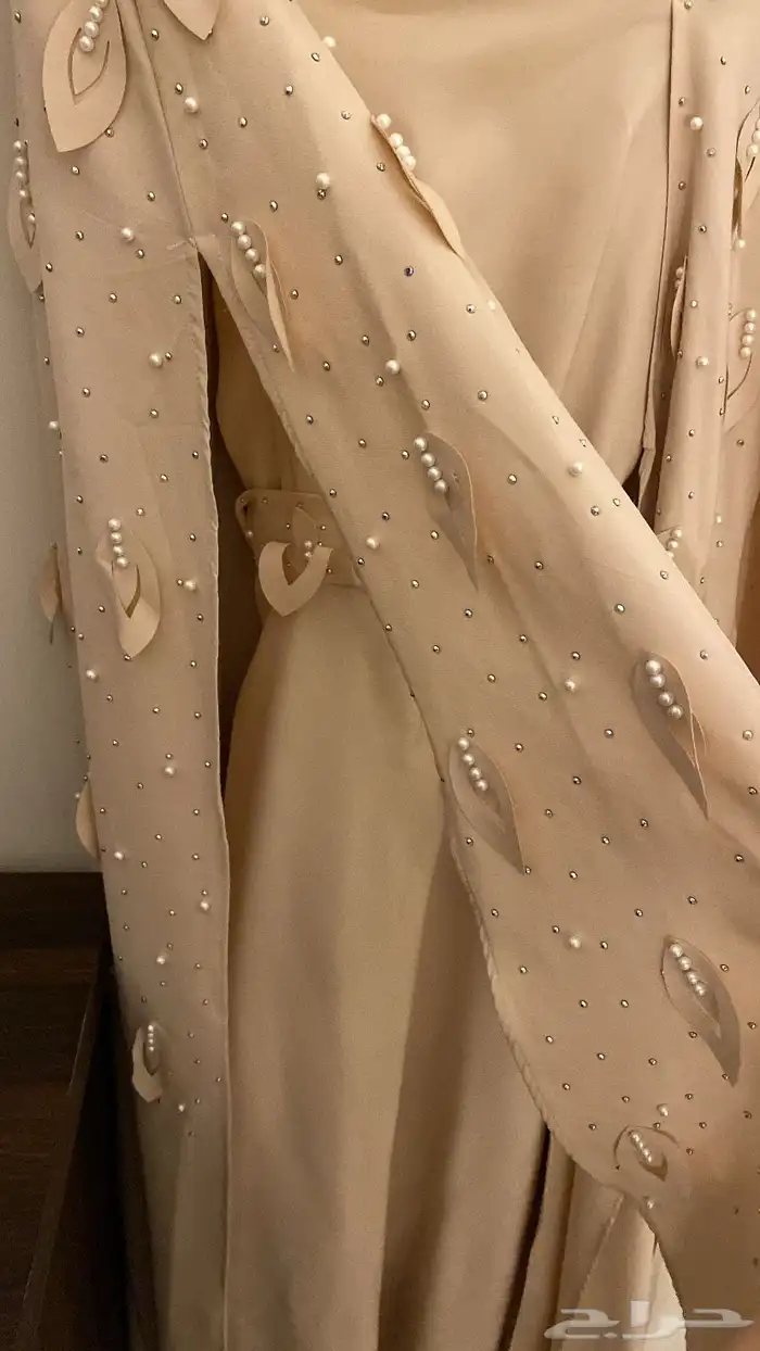 فستان   لبسه واحده   مقاس M   قابل للتفاوض 5