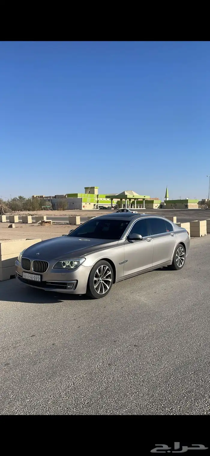 بي ام 2015 730 12