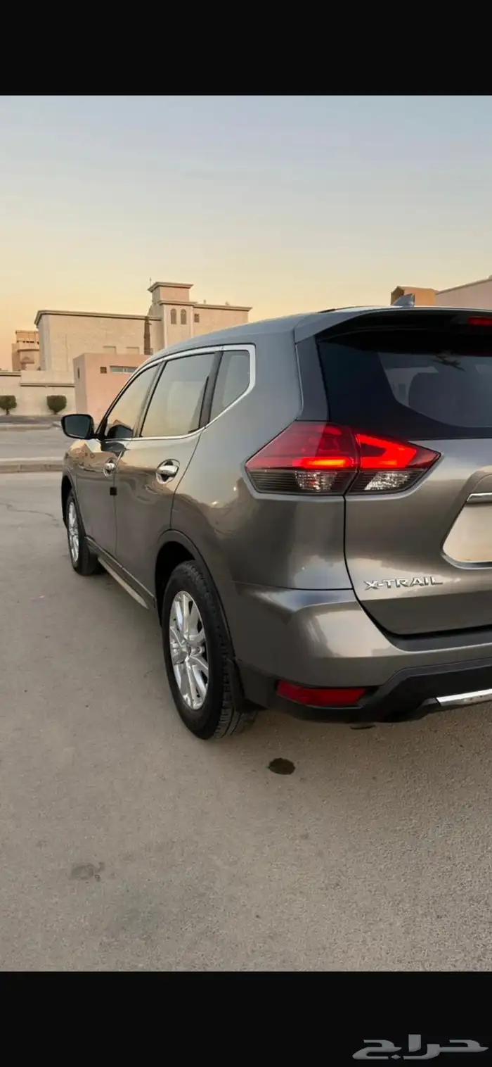 اكس تريل 2021 10