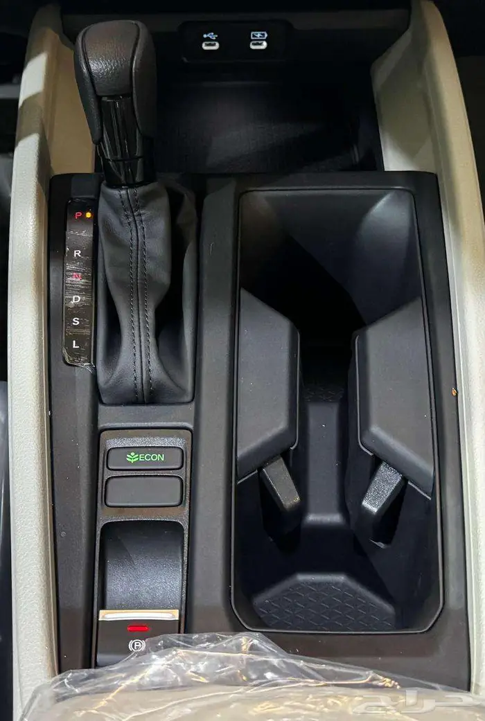 هوندا اكورد اي اكس موديل 2025 24