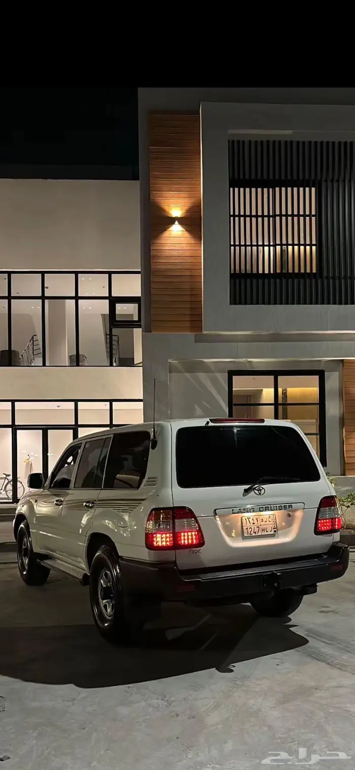 تويوتا لاند كروزر 6