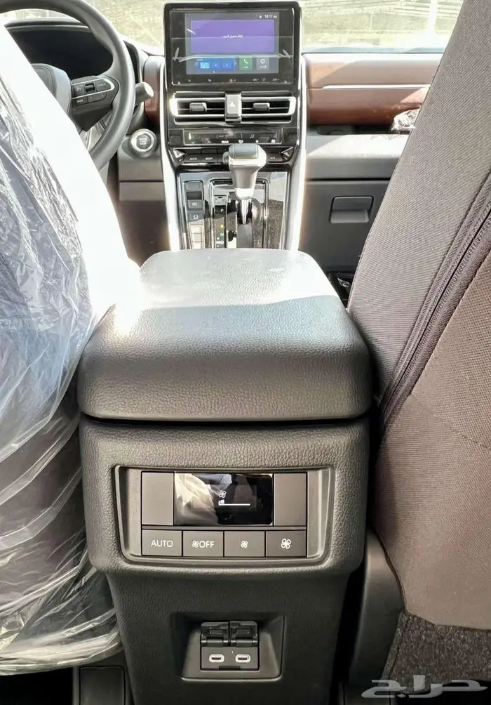 تويوتا انوفا بنزين موديل 2026 اقساط وكاش 13