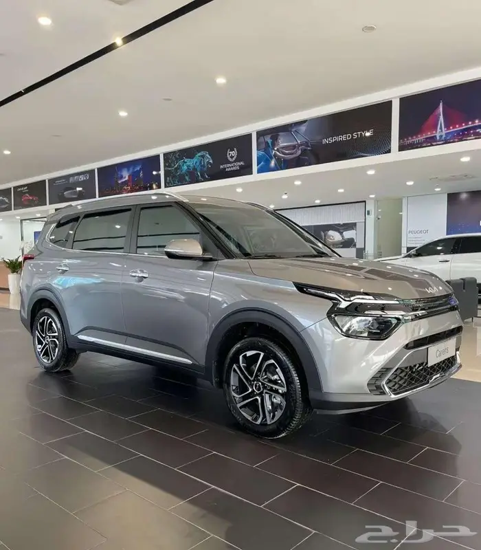 كيا كارينز نص فل 2025 كاش واقساط بسعر خااص 5