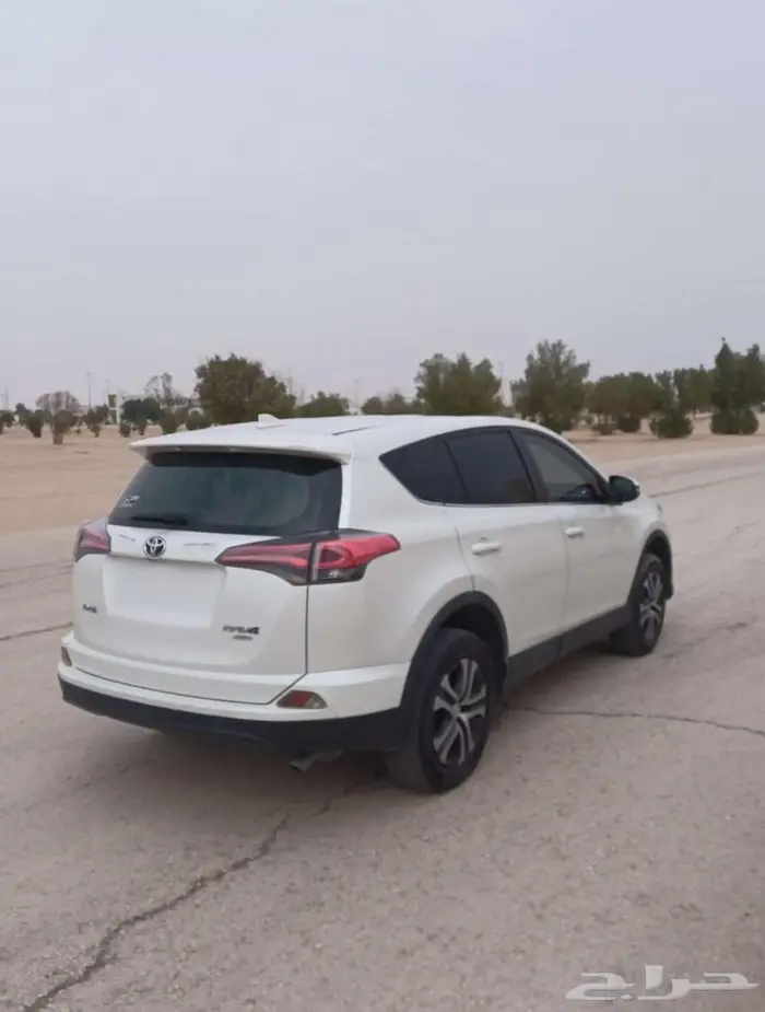 تويوتا راف 4 (Toyota RAV4) 11