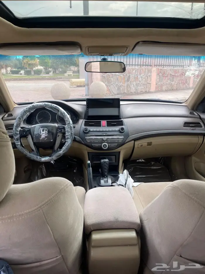للبيع هوندا اكورد 2009 فل 6