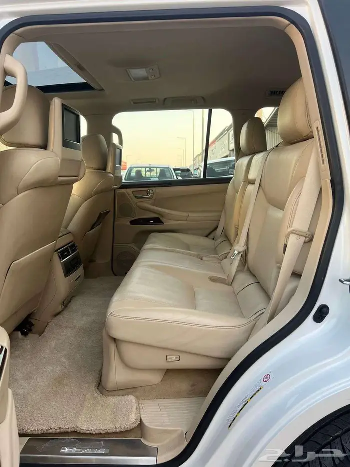 لكزس LX570 موديل 2014 - معرض خلف للسيارات 7