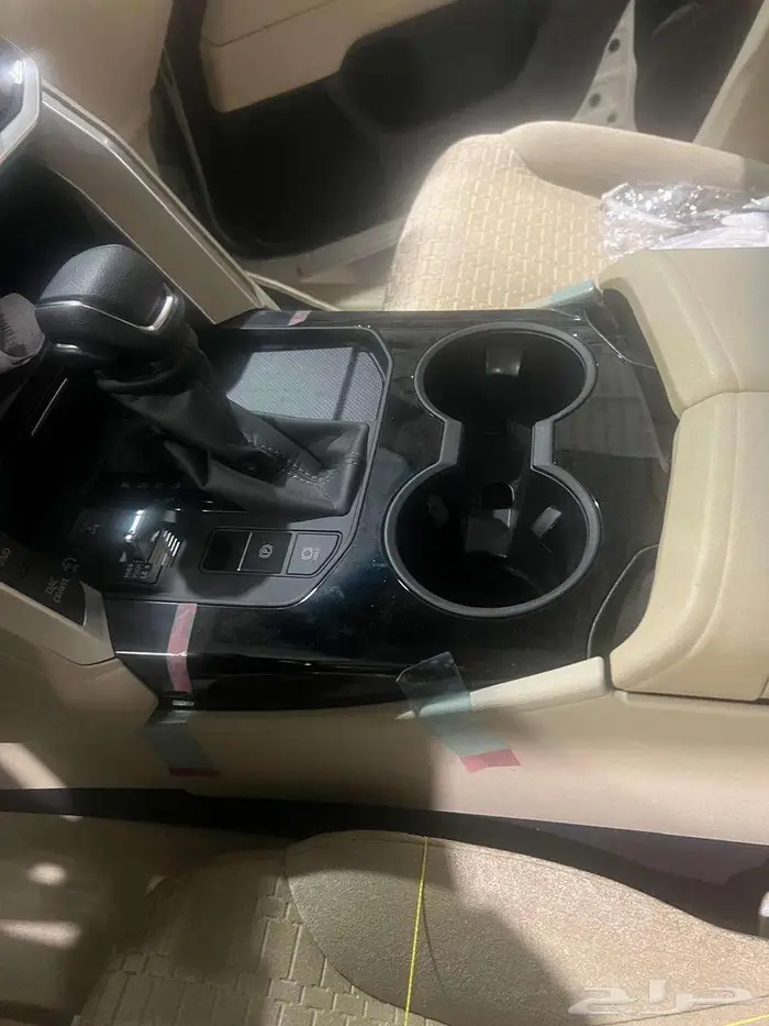 تويوتا لاند كروزر خليجي رقم 2 فتحة سقف كاش وأقساط بنوك 7